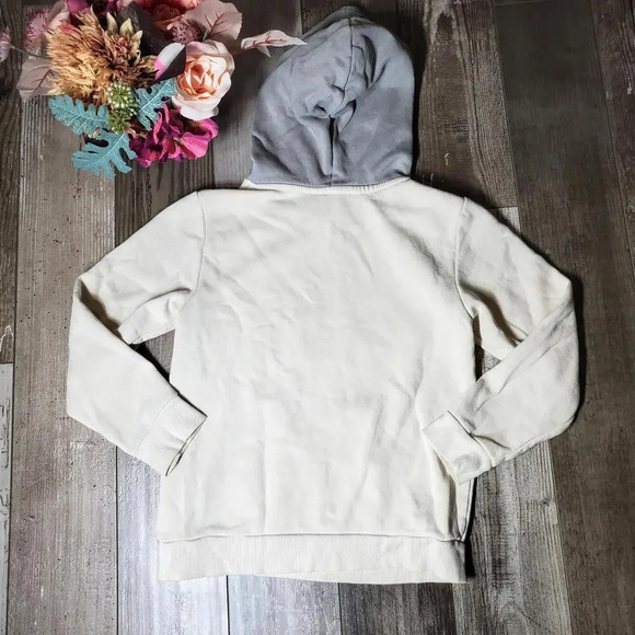 H&M Star Wars The Mandalorian Boys 6X/7 Cream Metallic Blue Pullover Hoodie - Picture 3 of 15